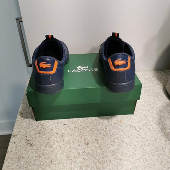 Lacoste Junior shoes - Picture 1 of 4